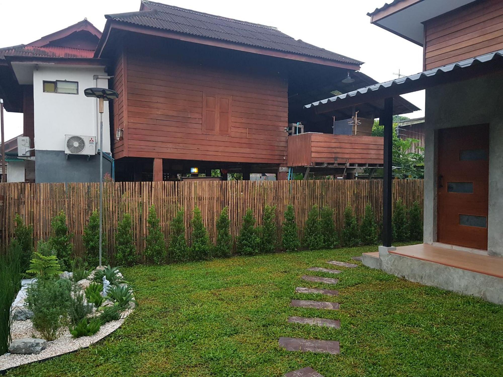 Kedthawa Homestay เฮือนเก็ดถะหวา Ban Cho Lae المظهر الخارجي الصورة