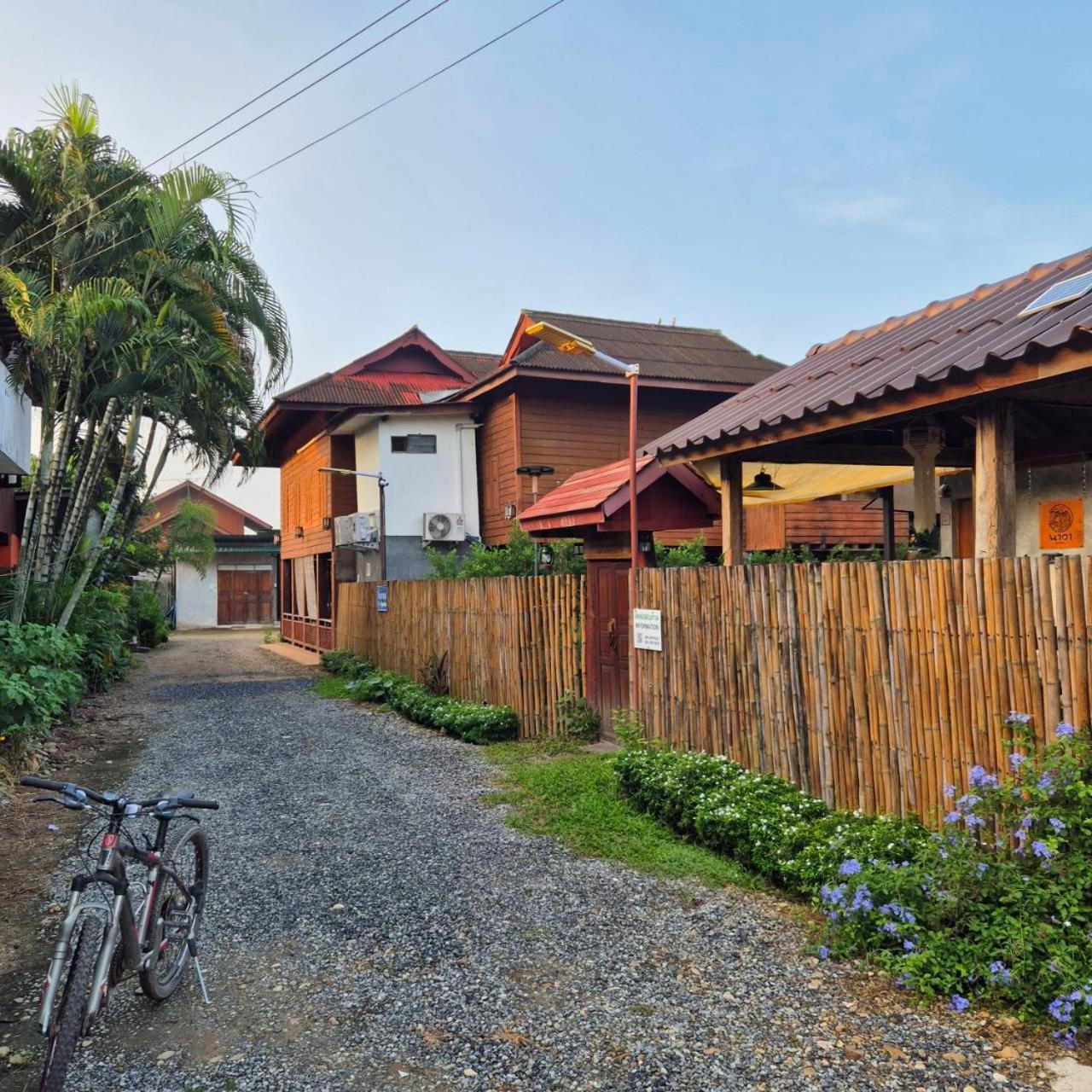 Kedthawa Homestay เฮือนเก็ดถะหวา Ban Cho Lae المظهر الخارجي الصورة