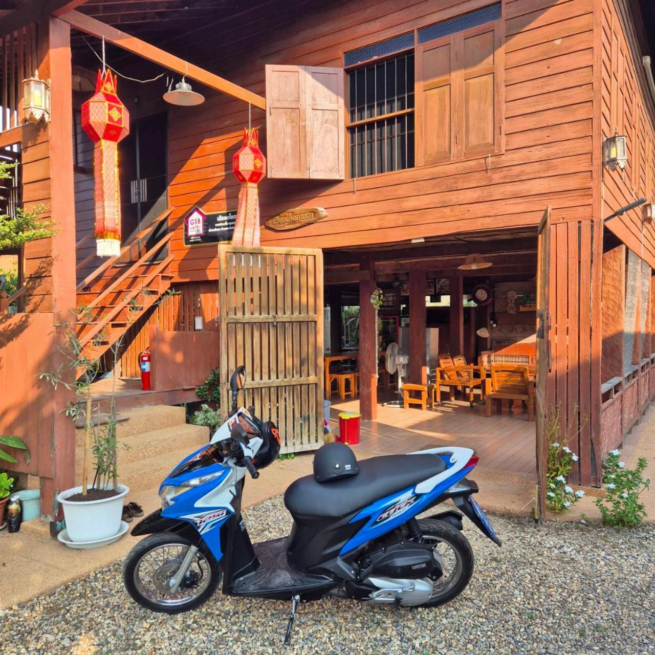 Kedthawa Homestay เฮือนเก็ดถะหวา Ban Cho Lae المظهر الخارجي الصورة